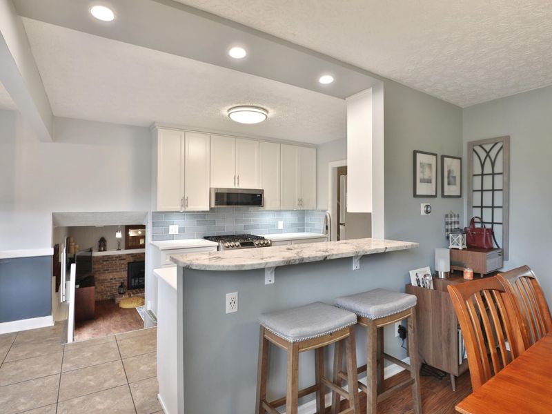 7044 Linworth Road, Columbus, OH 43235 Photo 13