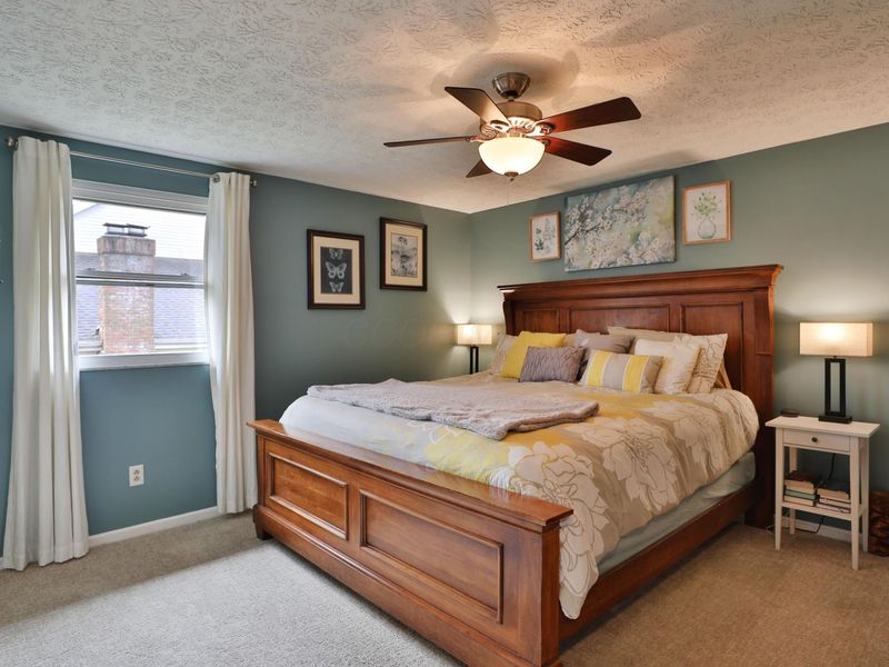 7044 Linworth Road, Columbus, OH 43235 Photo 20