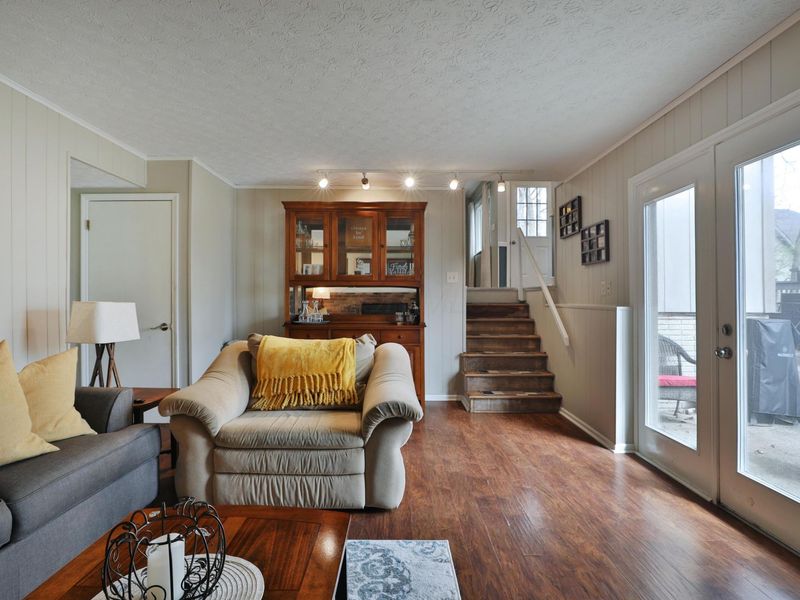 7044 Linworth Road, Columbus, OH 43235 Photo 28