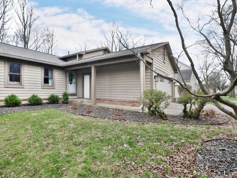 7044 Linworth Road, Columbus, OH 43235 Photo 3