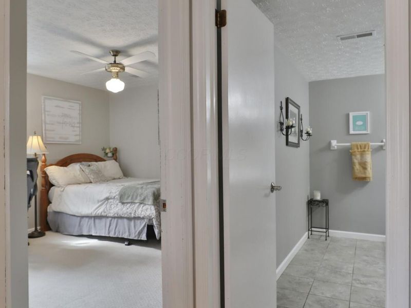 7044 Linworth Road, Columbus, OH 43235 Photo 33