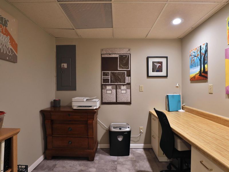 7044 Linworth Road, Columbus, OH 43235 Photo 41