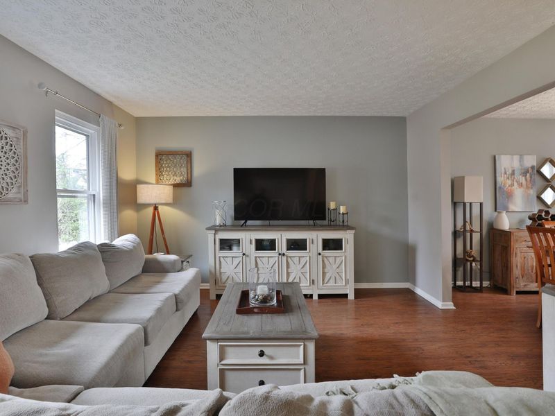 7044 Linworth Road, Columbus, OH 43235 Photo 8