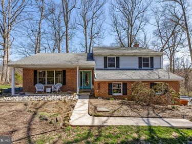 4897 BOSSLER ROAD, ELIZABETHTOWN, PA 17022