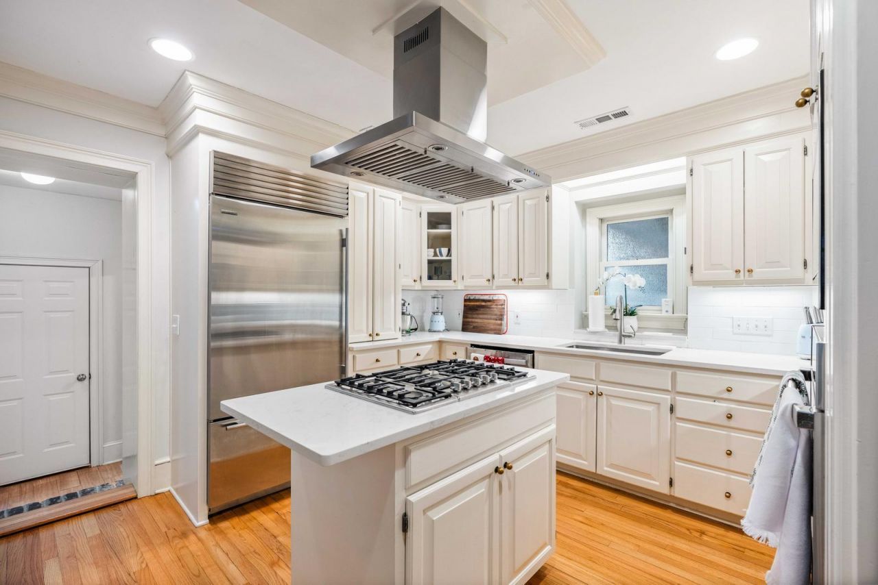 49 Smith Street Photo 15