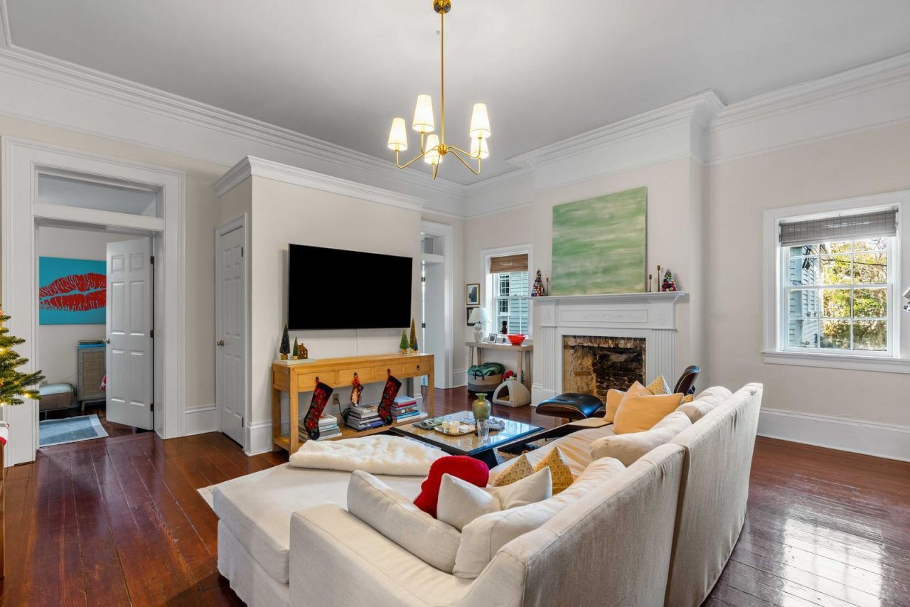 49 Smith Street Photo 42