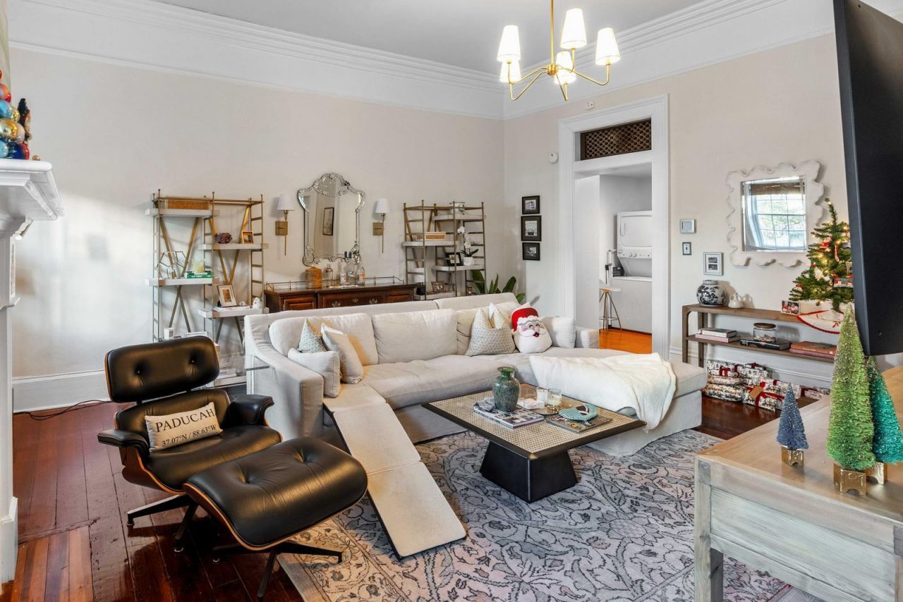 49 Smith Street Photo 44