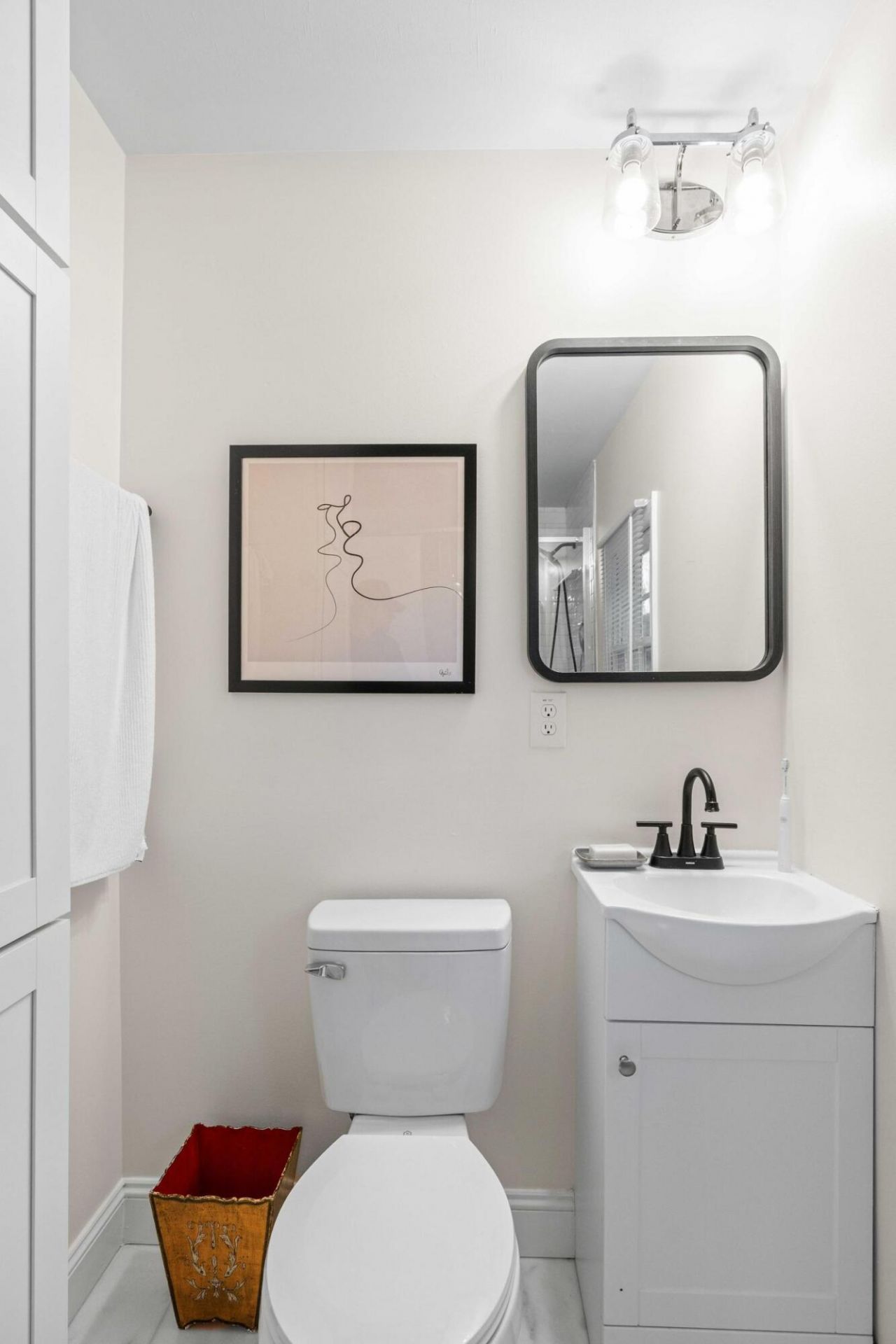 49 Smith Street Photo 48