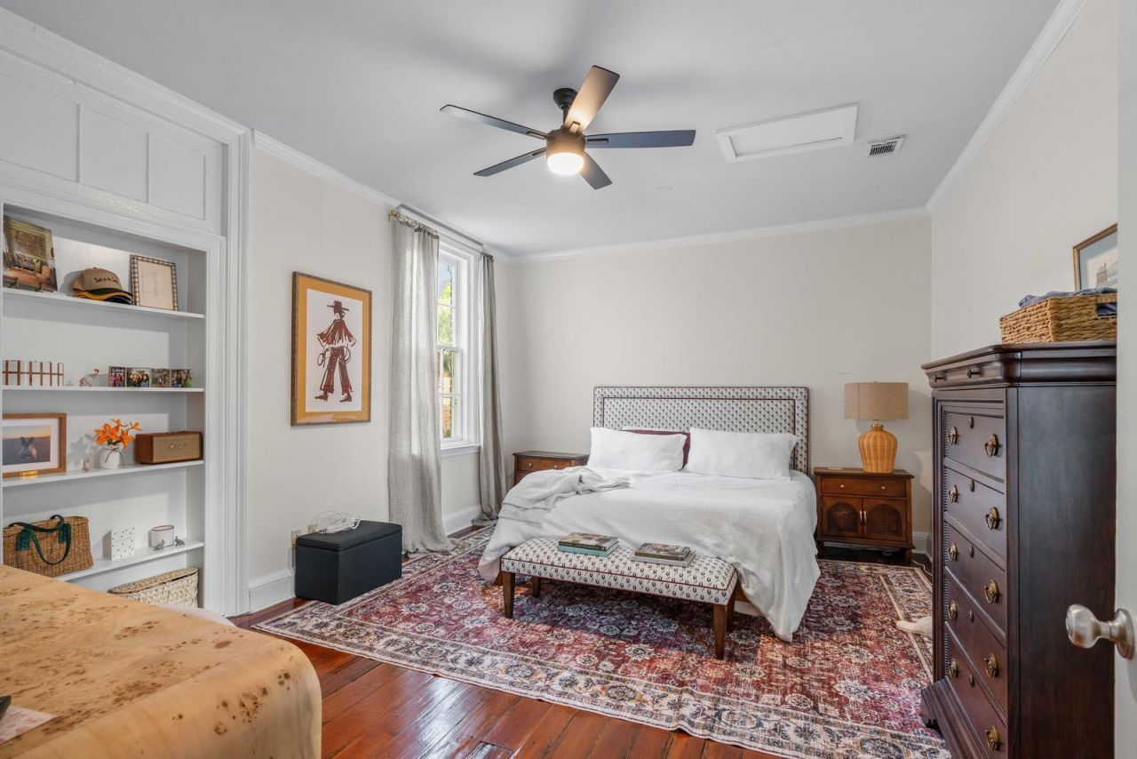 49 Smith Street Photo 50