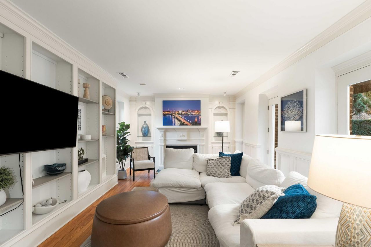 49 Smith Street Photo 6