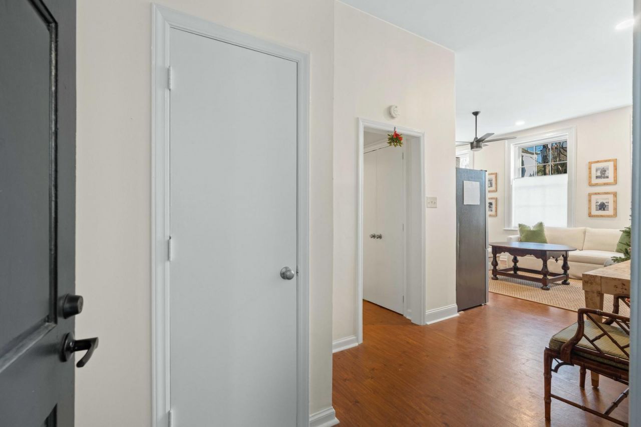 49 Smith Street Photo 70