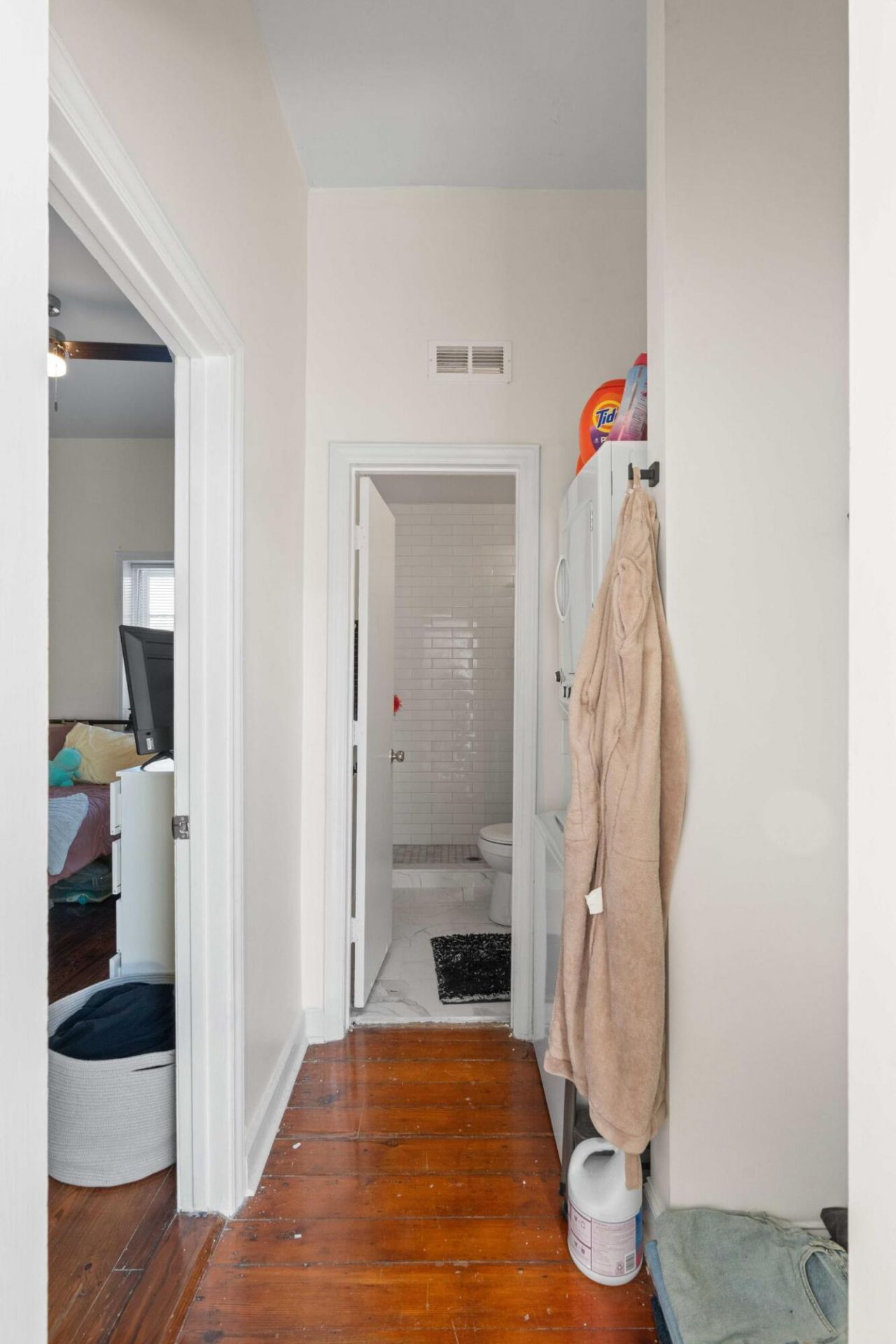 49 Smith Street Photo 88