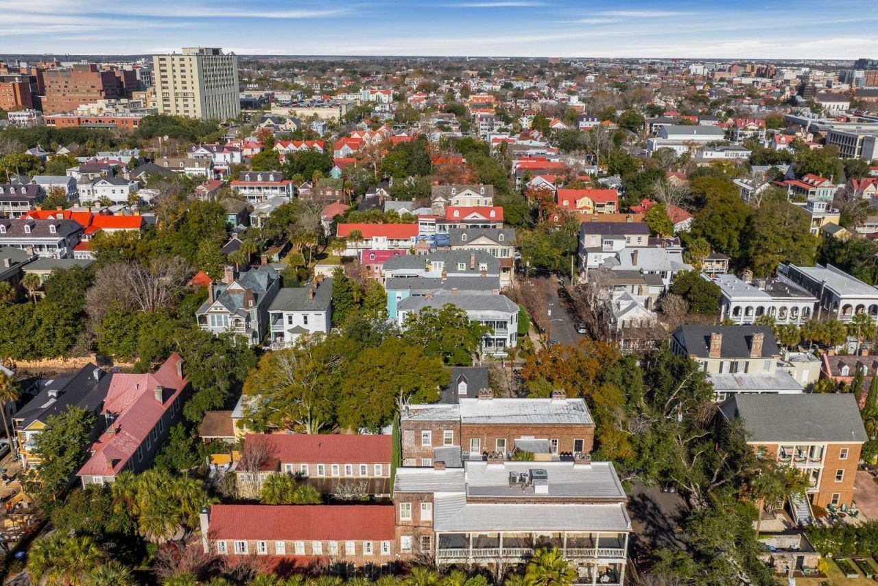 49 Smith Street Photo 99