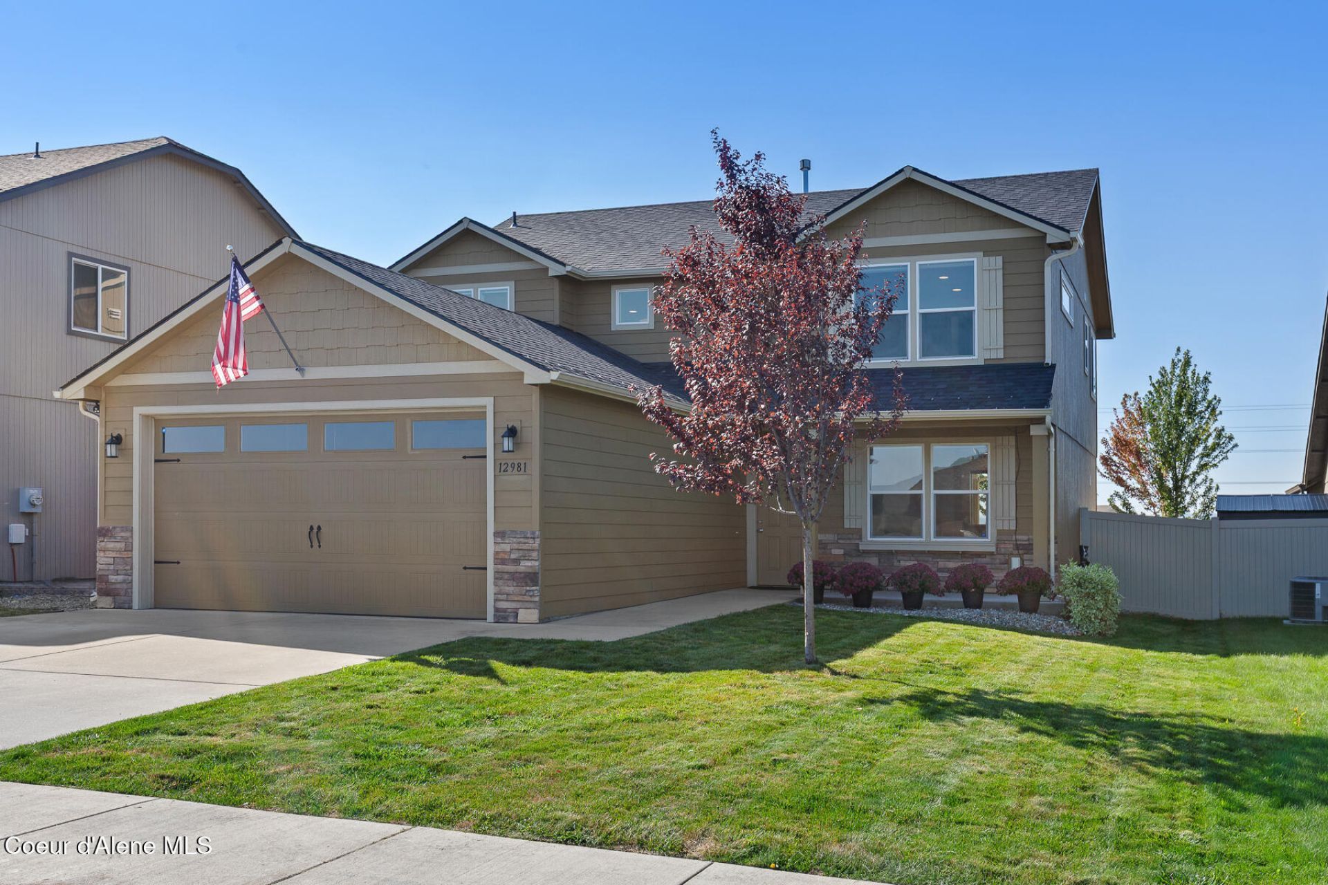 12981 N Gondola St, Rathdrum, ID 83858 Main Photo