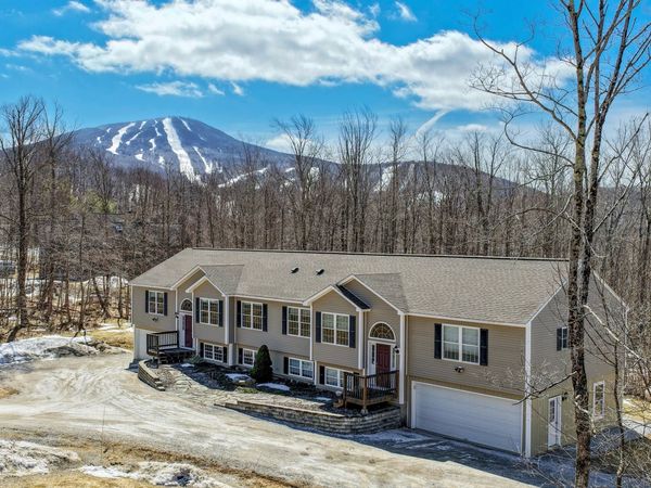 175 Overbrook Drive, Unit A, Mendon, VT 05701