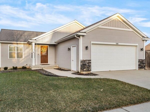 11695 Brookridge Drive, Allendale, MI 49401