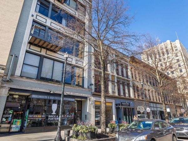 49 Monroe Center Street NW, Unit 5, Grand Rapids, MI 49503