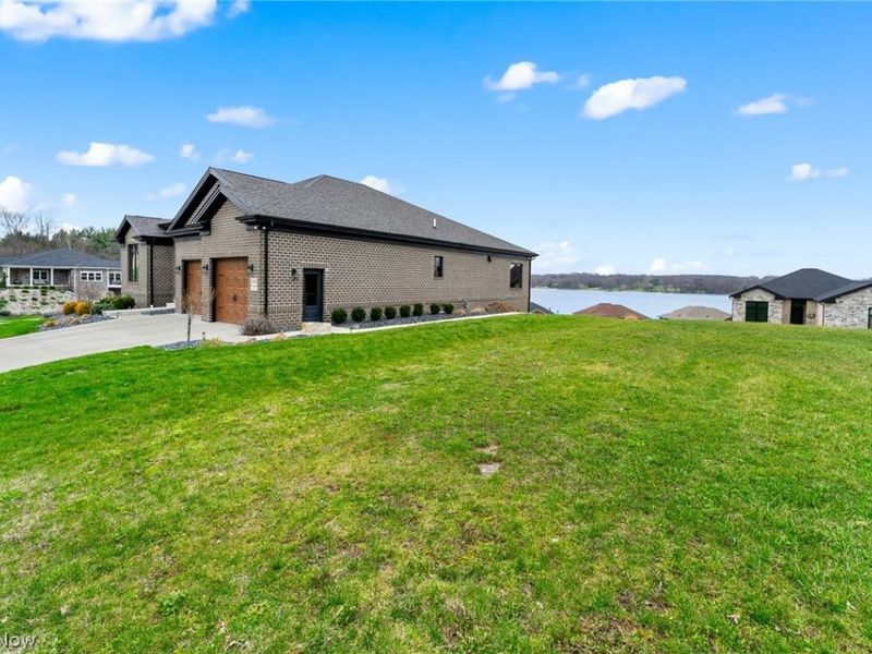 2645 Waters Edge Drive, Columbiana, OH 44408 Photo 41