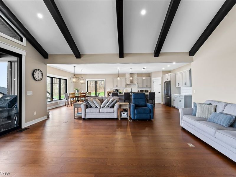 2645 Waters Edge Drive, Columbiana, OH 44408 Photo 5