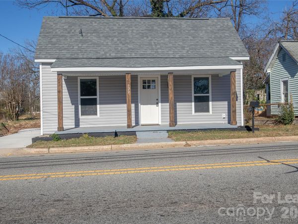 929 S Long Street , Salisbury, NC 28144