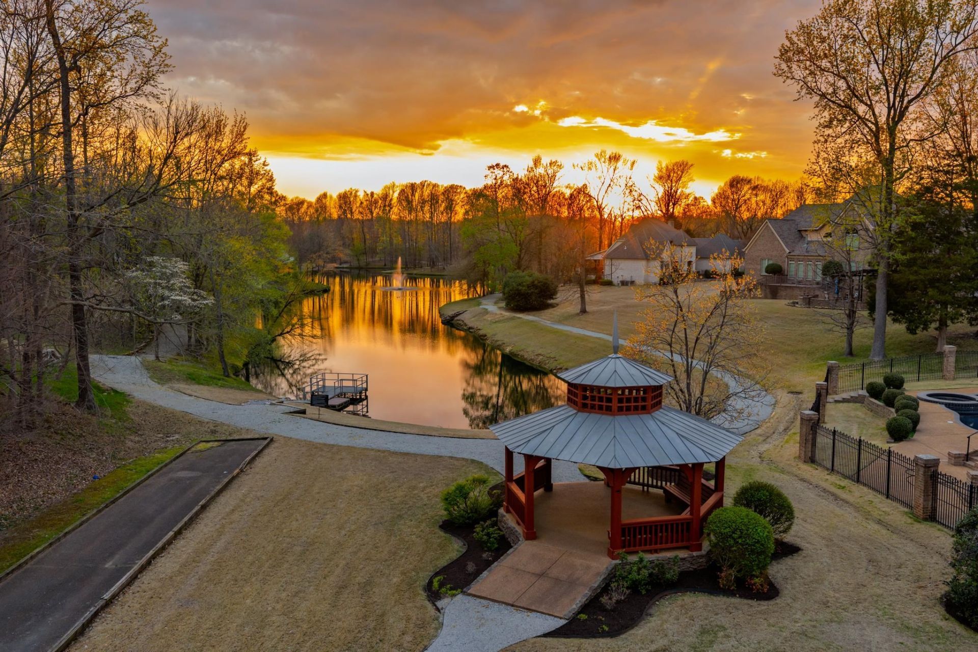 104 LOCHMEADE DR Atoka, TN 38004