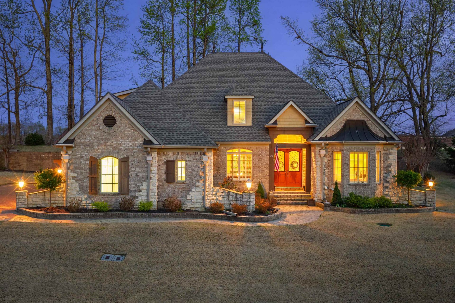 104 LOCHMEADE DR Atoka, TN 38004