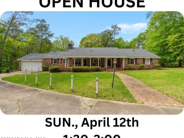 2 Village Lane, Hattiesburg, MS 39401
