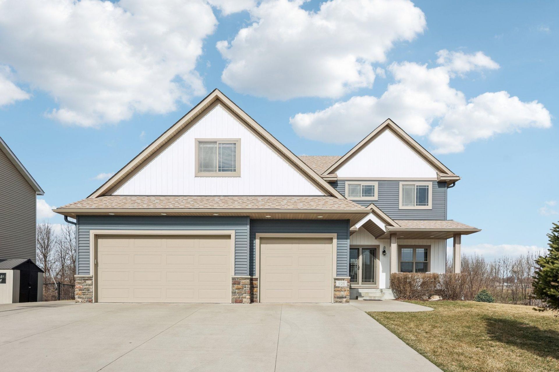 926 Bluff Heights Drive SE, Lonsdale, MN 55046