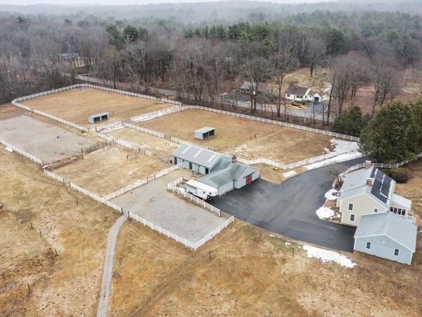 190 Hardwick, Petersham, MA 01366