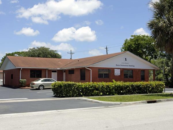 21 NE 168th Street, North Miami Beach, FL 33160