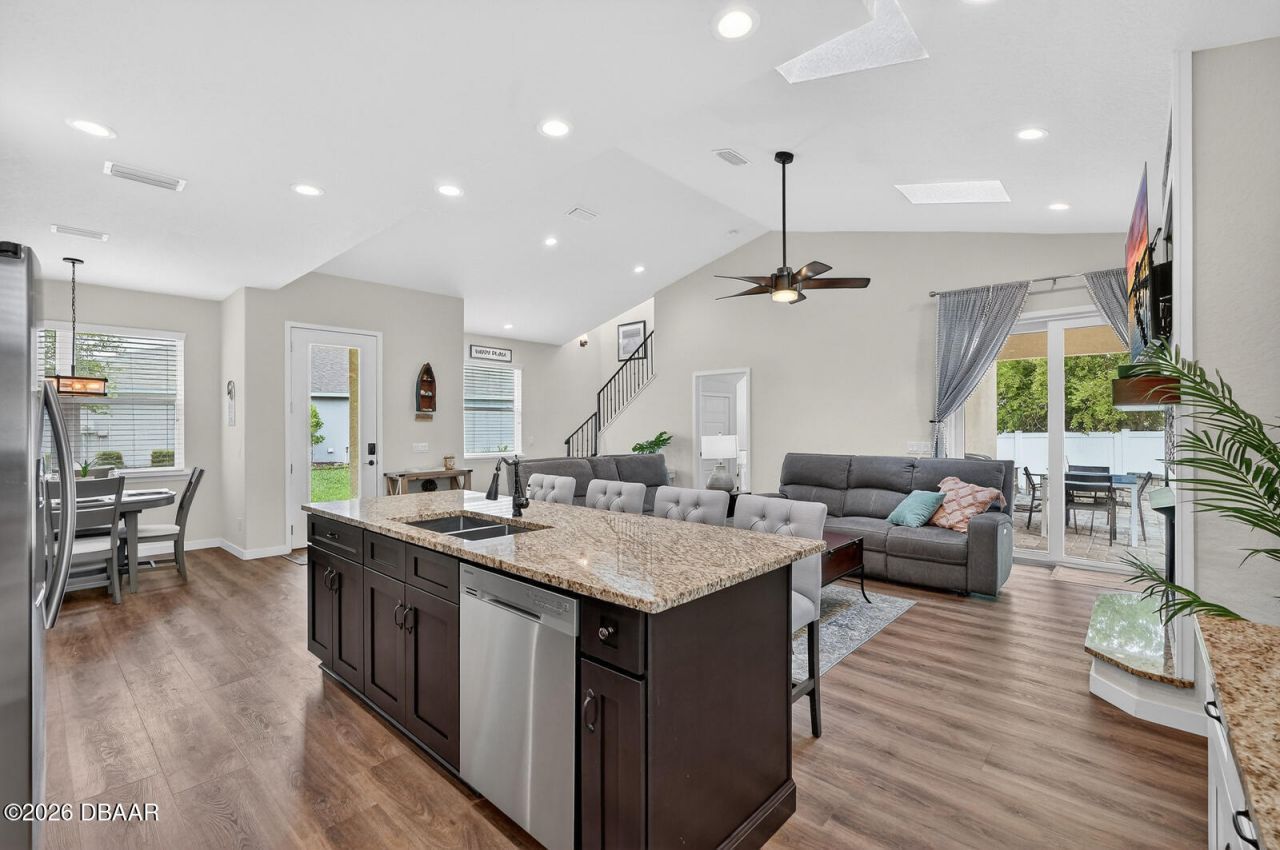 141 Capri Drive, Ormond Beach, FL 32176 Photo