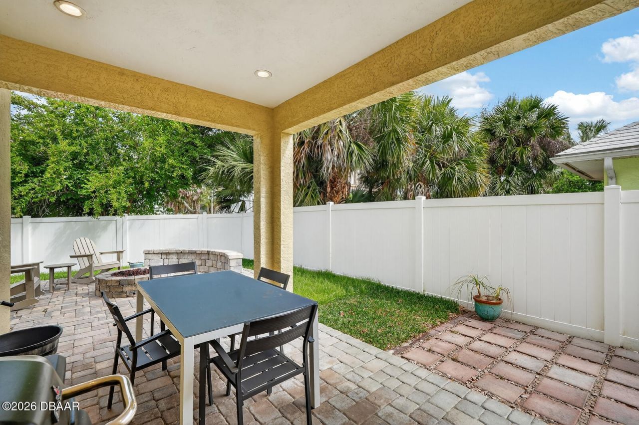 141 Capri Drive, Ormond Beach, FL 32176 Photo