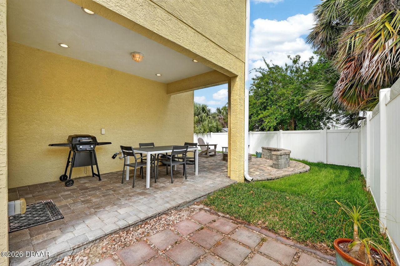 141 Capri Drive, Ormond Beach, FL 32176 Photo