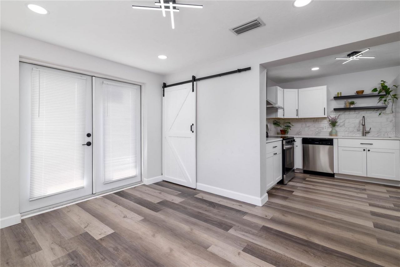 717 W Winifred Street , Avon Park, FL 33825 Photo