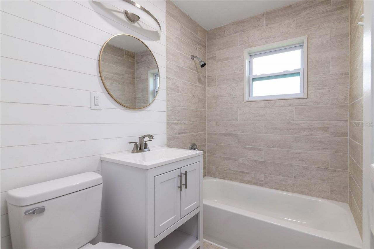 717 W Winifred Street , Avon Park, FL 33825 Photo