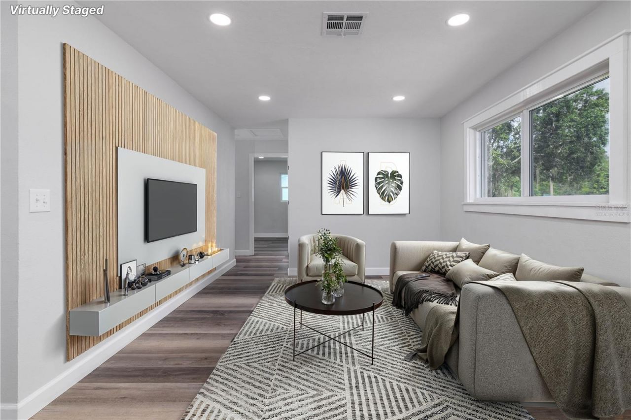 717 W Winifred Street , Avon Park, FL 33825 Photo