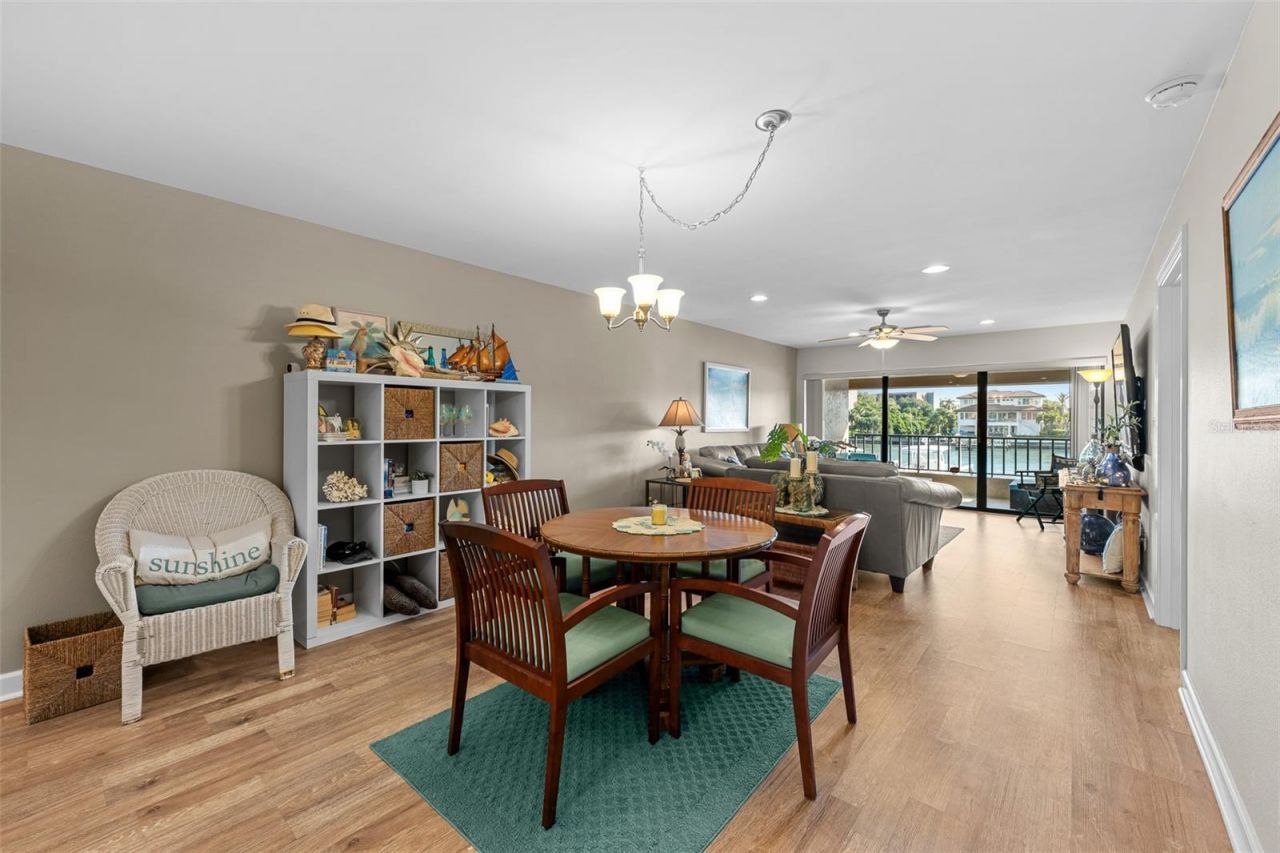 4750 Brittany Drive S, Unit 126, Saint Petersburg, FL 33715 Photo