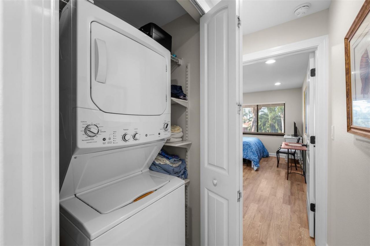 4750 Brittany Drive S, Unit 126, Saint Petersburg, FL 33715 Photo