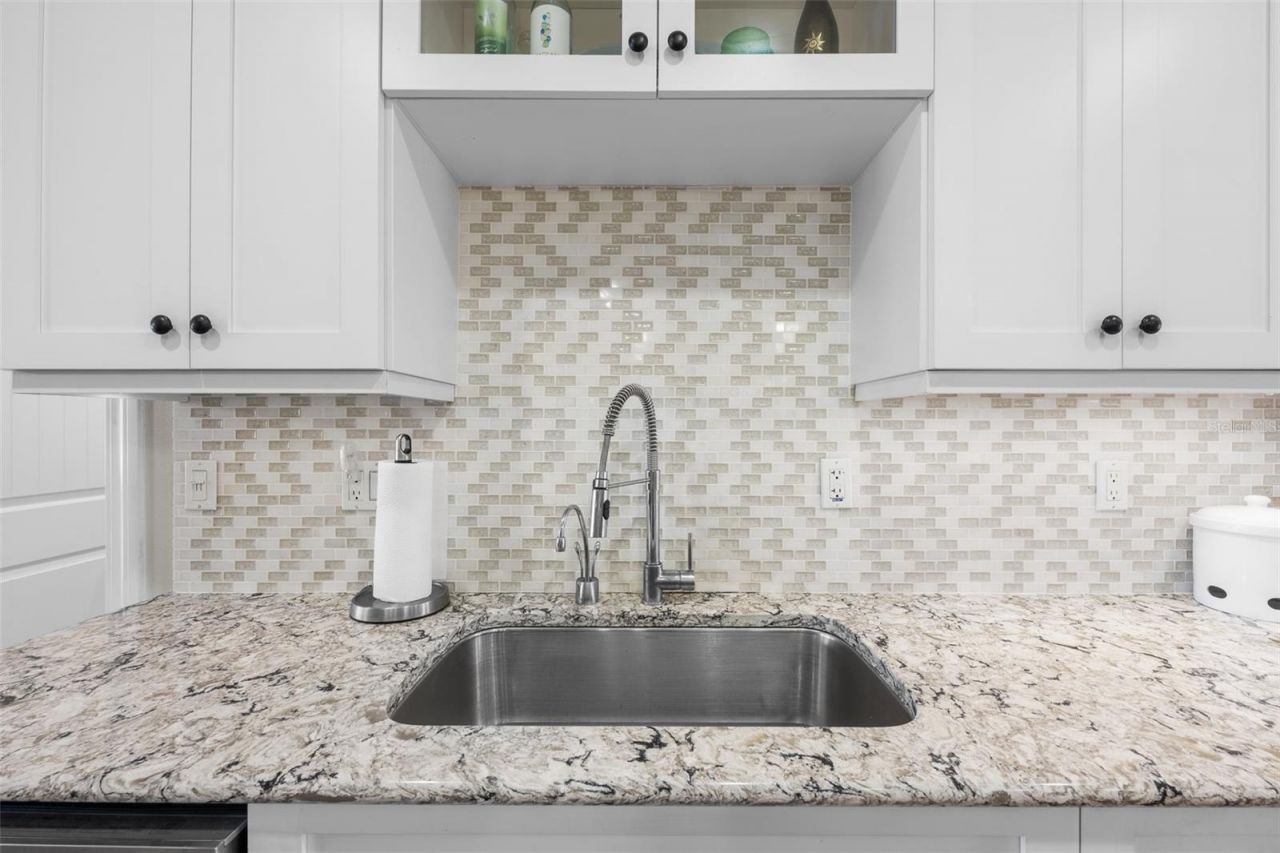 4750 Brittany Drive S, Unit 126, Saint Petersburg, FL 33715 Photo