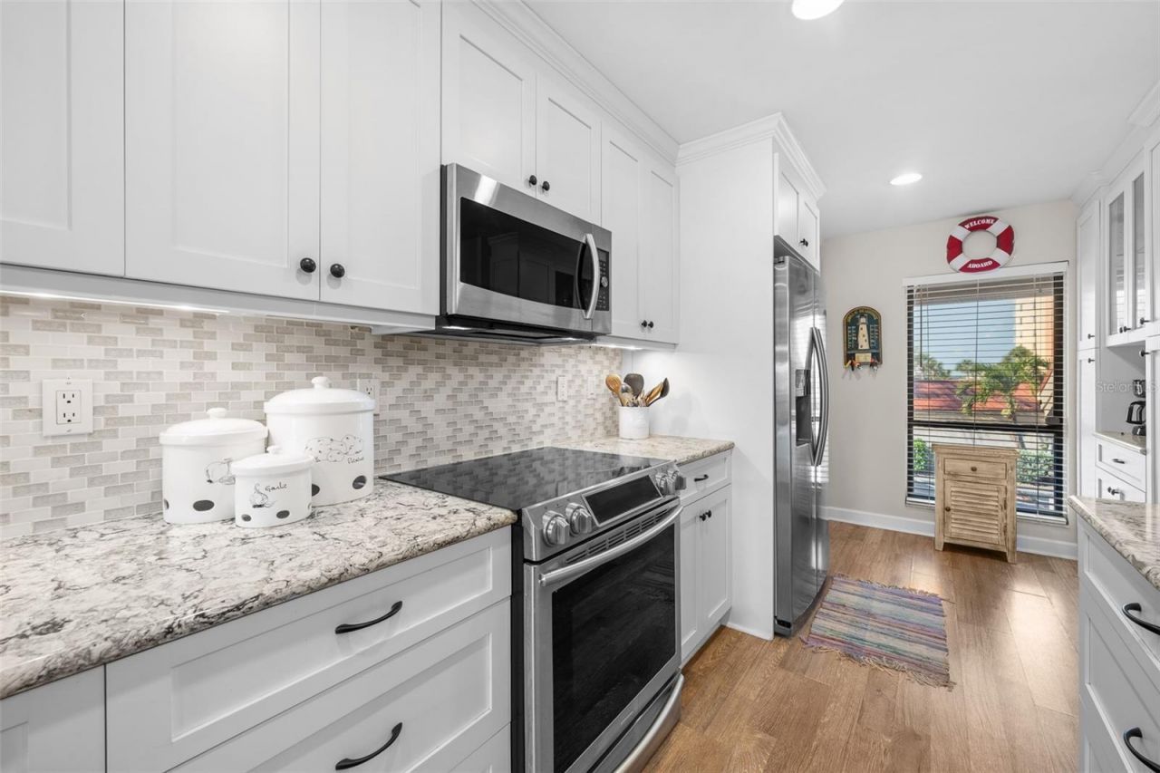 4750 Brittany Drive S, Unit 126, Saint Petersburg, FL 33715 Photo