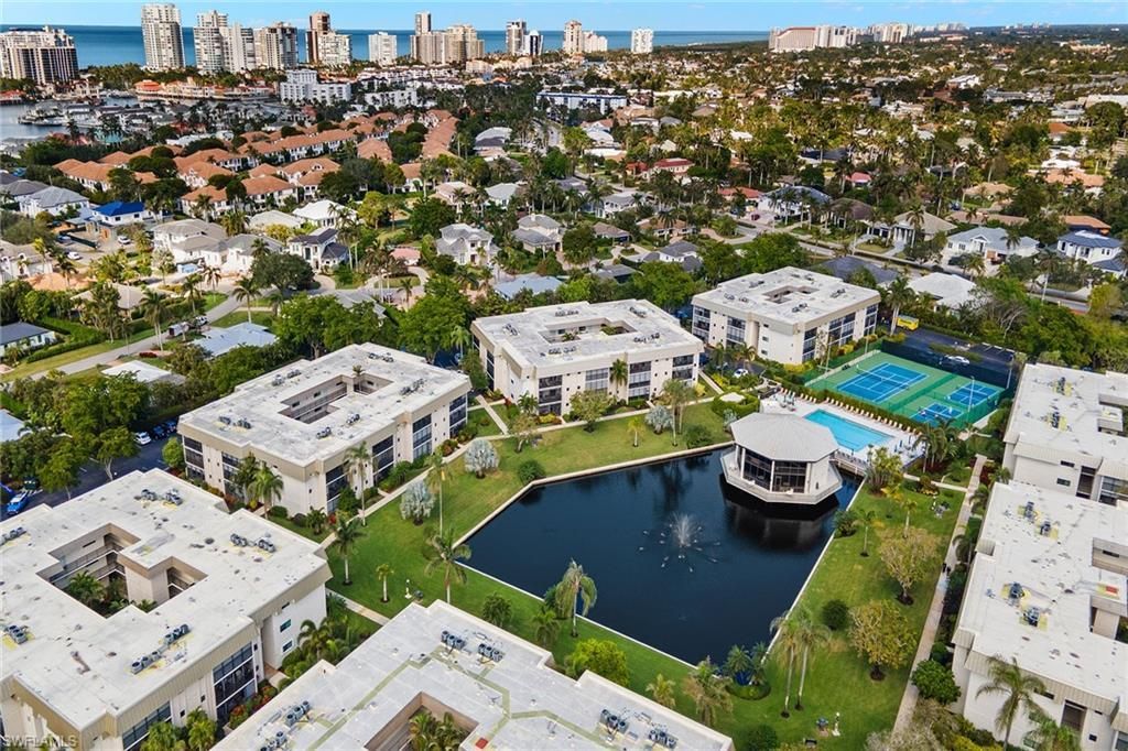 788 Park Shore Dr, Unit C19, Naples, FL 34103 Photo
