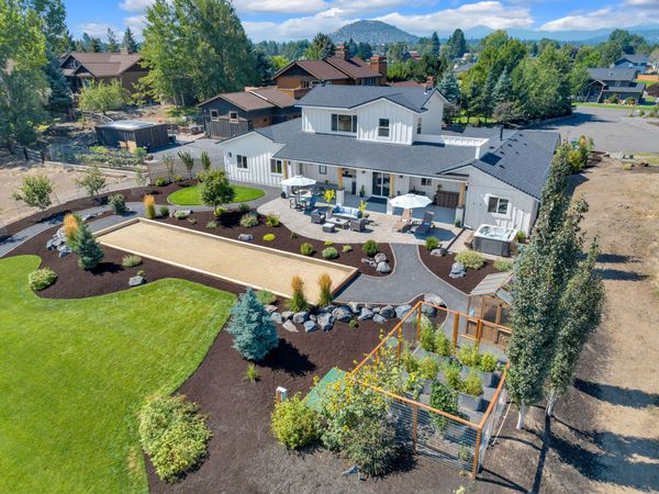 21483 Bunchgrass Court, Bend, OR 97701