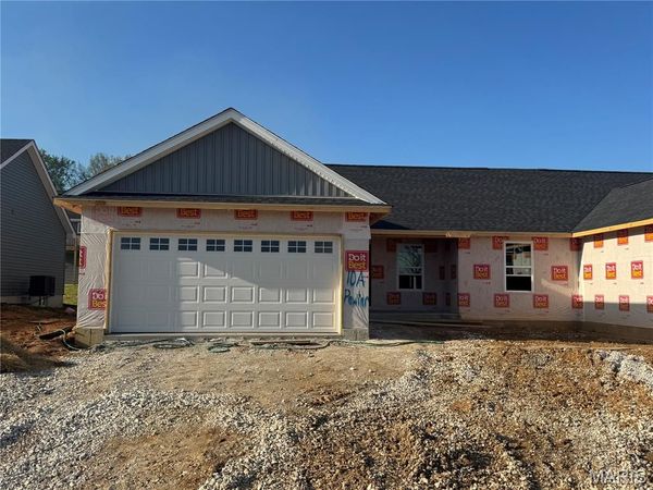 114 Grindstone Court, Moscow Mills, MO 63362