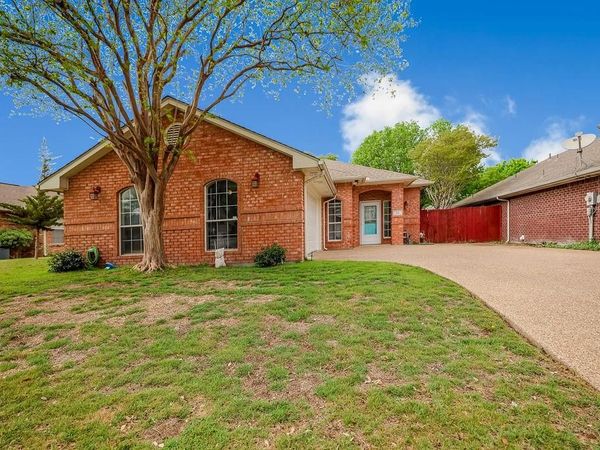 721 Azalea Trail, Waxahachie, TX 75165