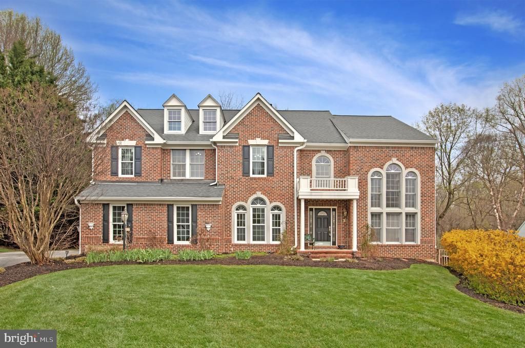 12 Selsed Garth, Lutherville Timonium, MD 21093 Main Photo