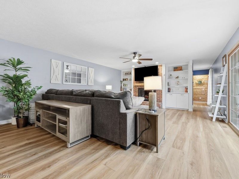 22144 Meadowsouth Court, Strongsville, OH 44149 Photo 13