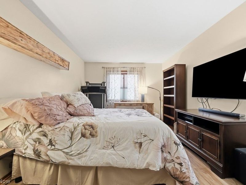 22144 Meadowsouth Court, Strongsville, OH 44149 Photo 20