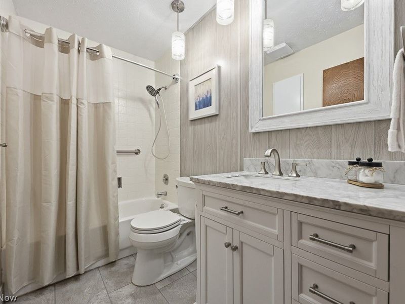 22144 Meadowsouth Court, Strongsville, OH 44149 Photo 22