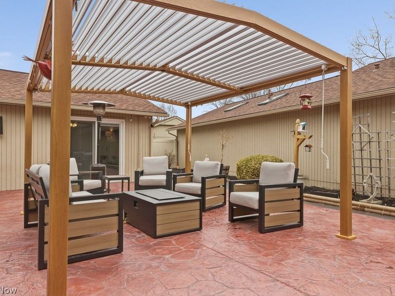 22144 Meadowsouth Court, Strongsville, OH 44149 Photo 35