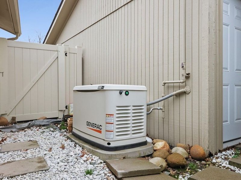 22144 Meadowsouth Court, Strongsville, OH 44149 Photo 37